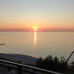 Resort Sunset Rewal