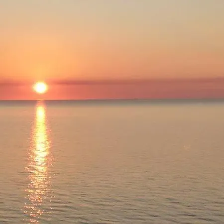 Resort Sunset 3*