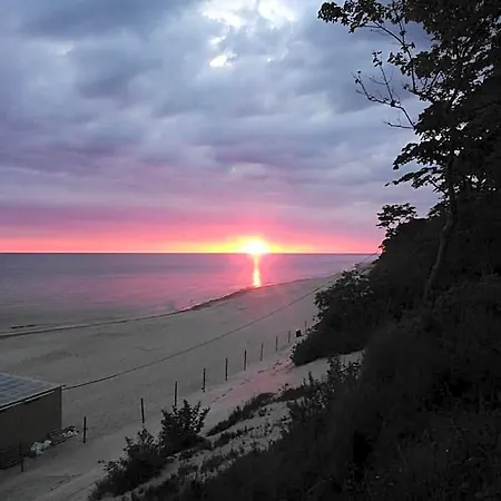 Sunset Resort Rewal